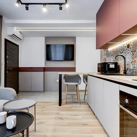 Newly Renovated Comfortable First-floor Lägenhet Sofia