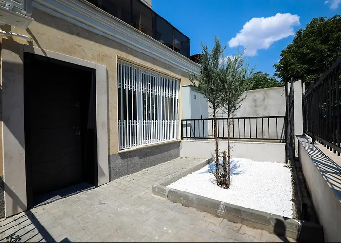 Newly Renovated Comfortable First-floor Apartmán Sofie